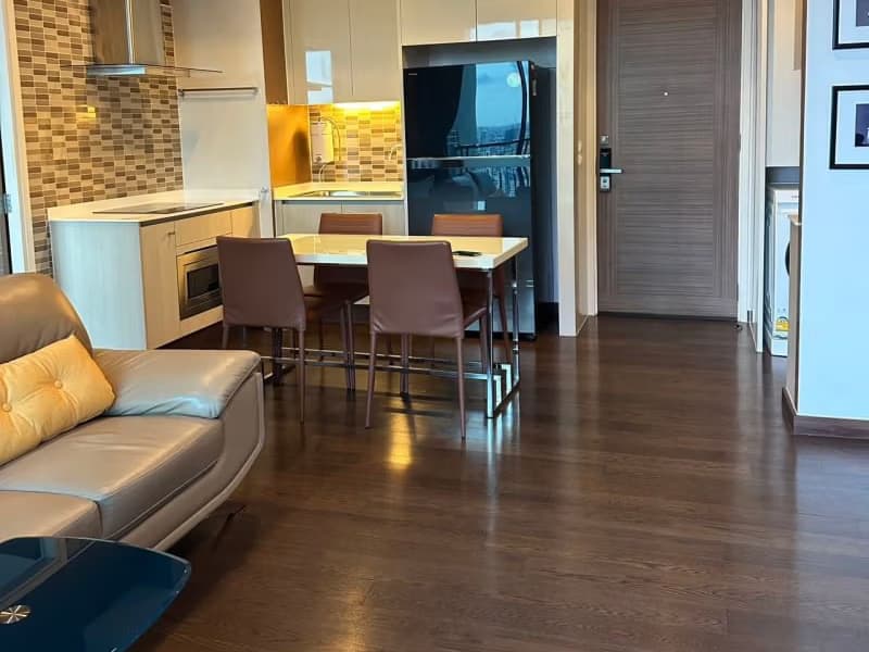 2 Bed Condo for Rent in Ratchathewi