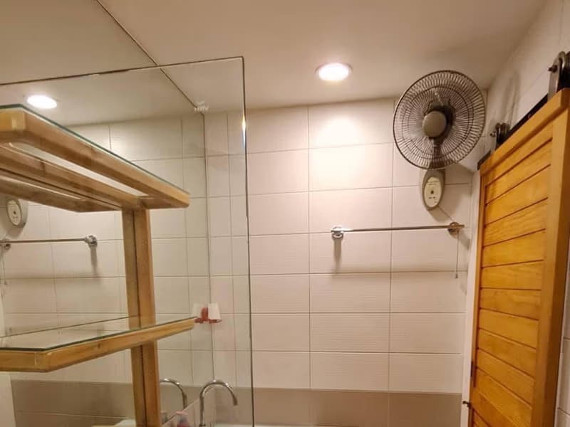 2 Bed Condo for Sale in Ratchathewi