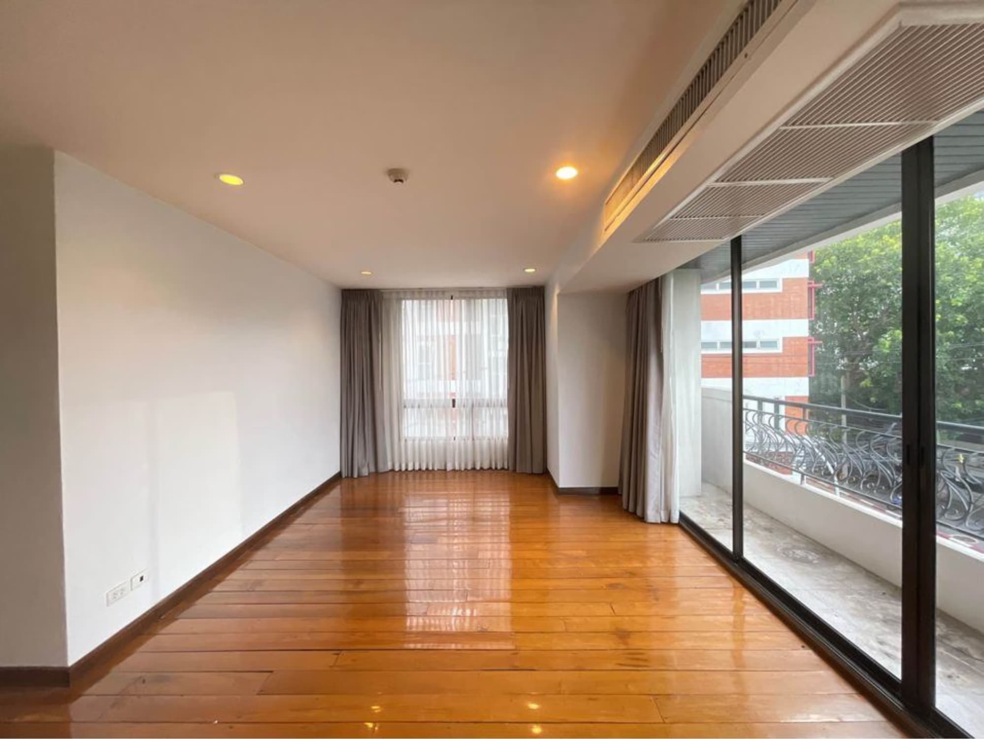 3 ห้องนอน คอนโด สำหรับ ขาย ใน Watthana - Image 2