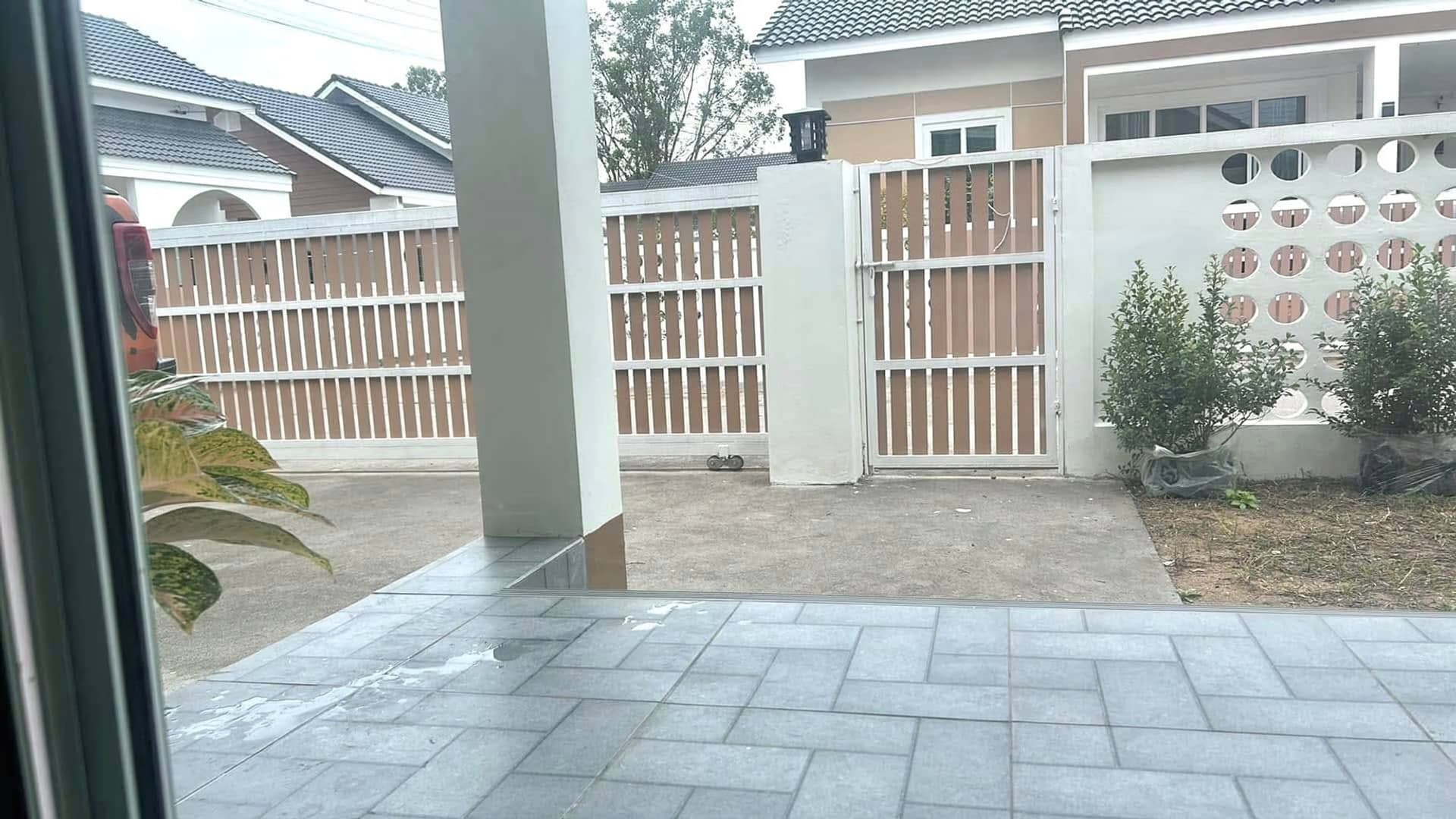 3 Bed House for Rent in Hang Dong - Image 17
