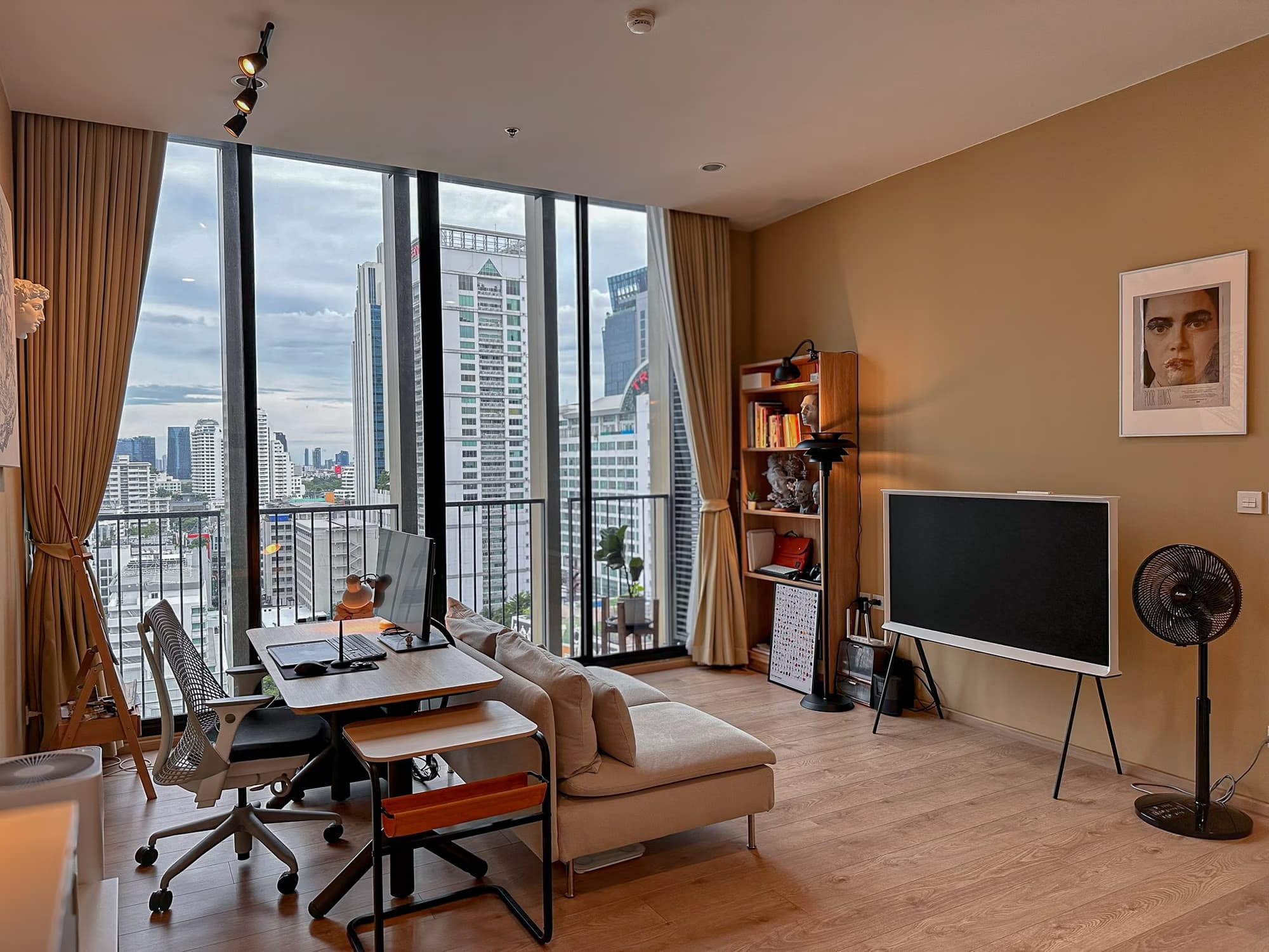 1 Bed Condo for Sale  Near Nana BTS - Image 1