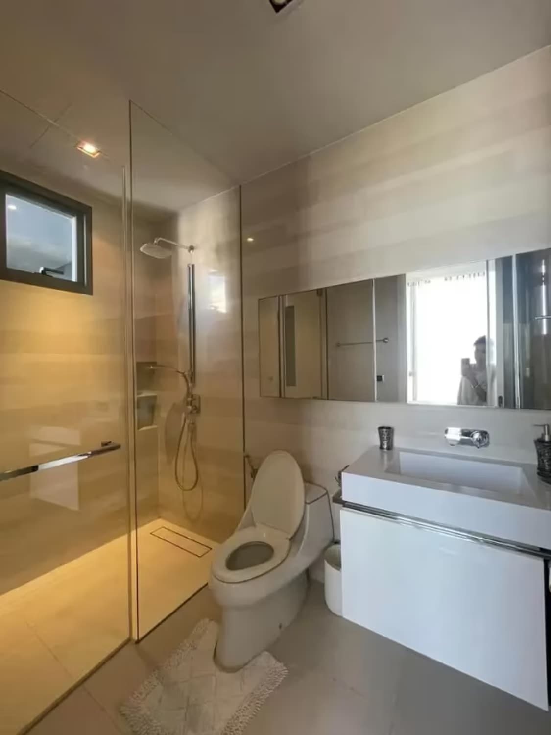 2 Bedroom Condo - Image 4
