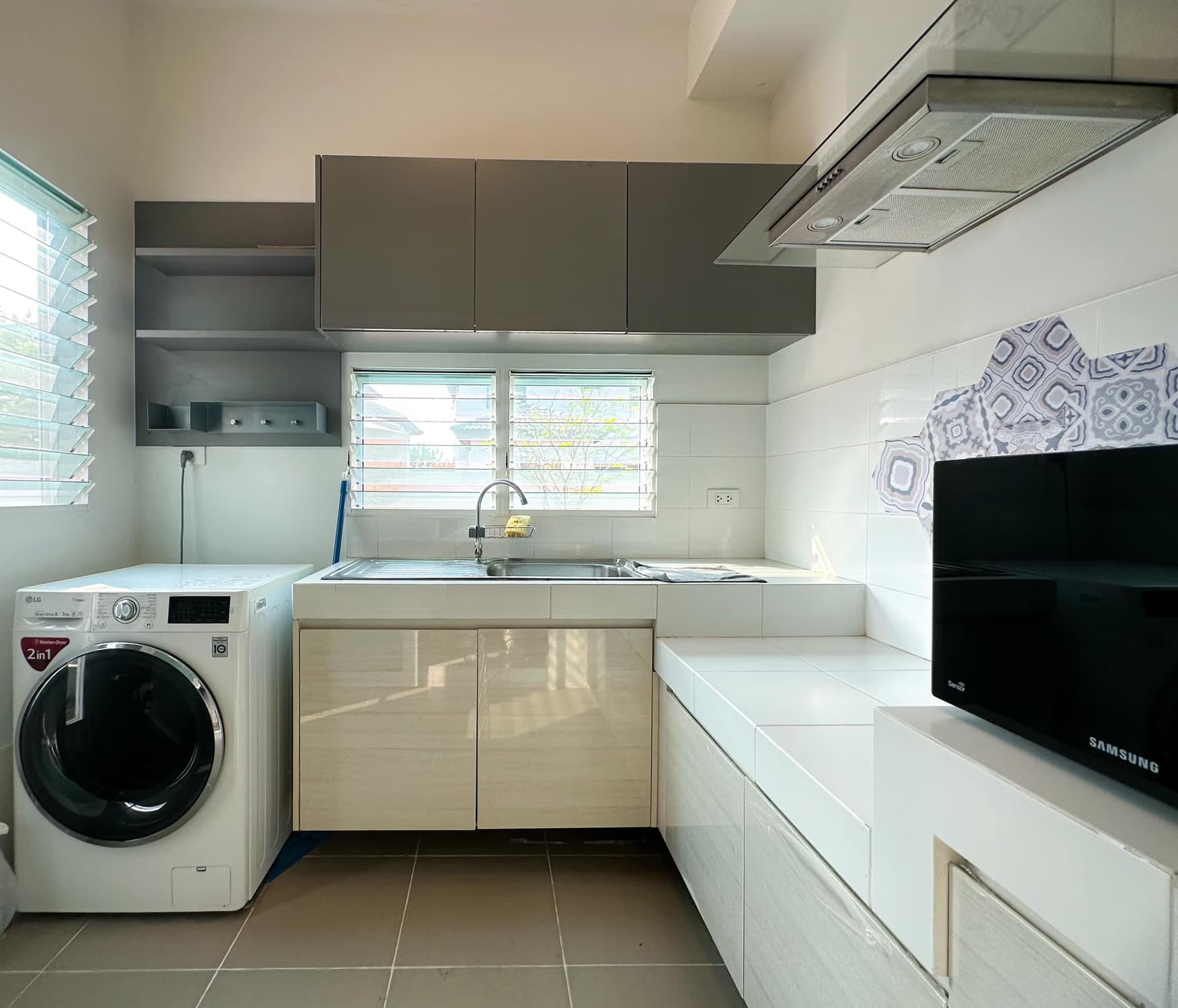 4 Bed House for Rent and Sale in San Kamphaeng - Image 7