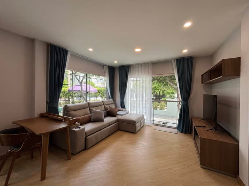 3 Bed House for Rent in Prawet
