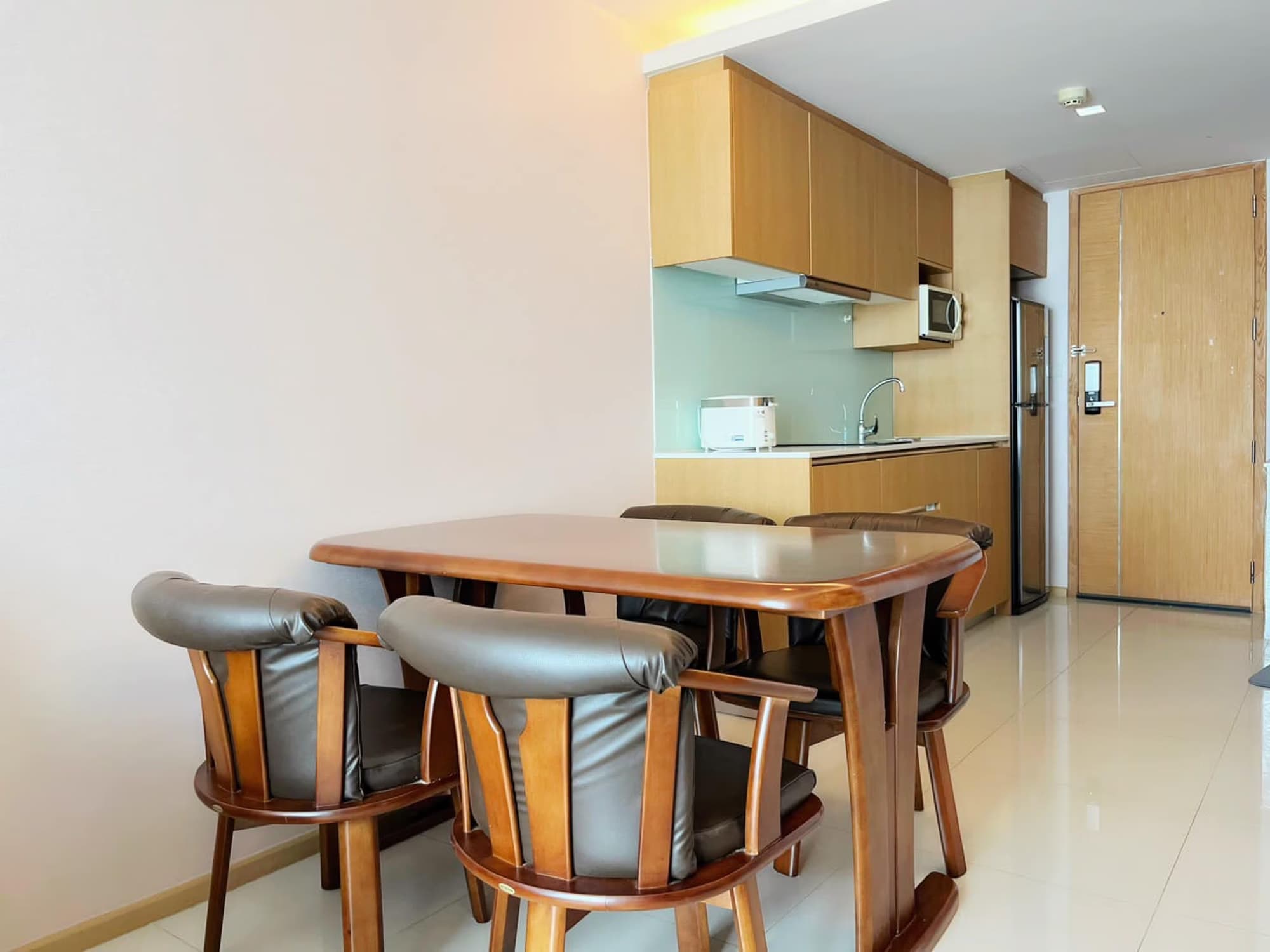 1 Bed Condo for Rent in Pathum Wan - Image 5