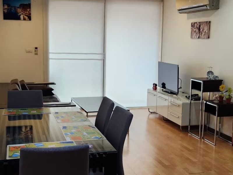 Condo for Sale at The Amethyst 39 Condominium  