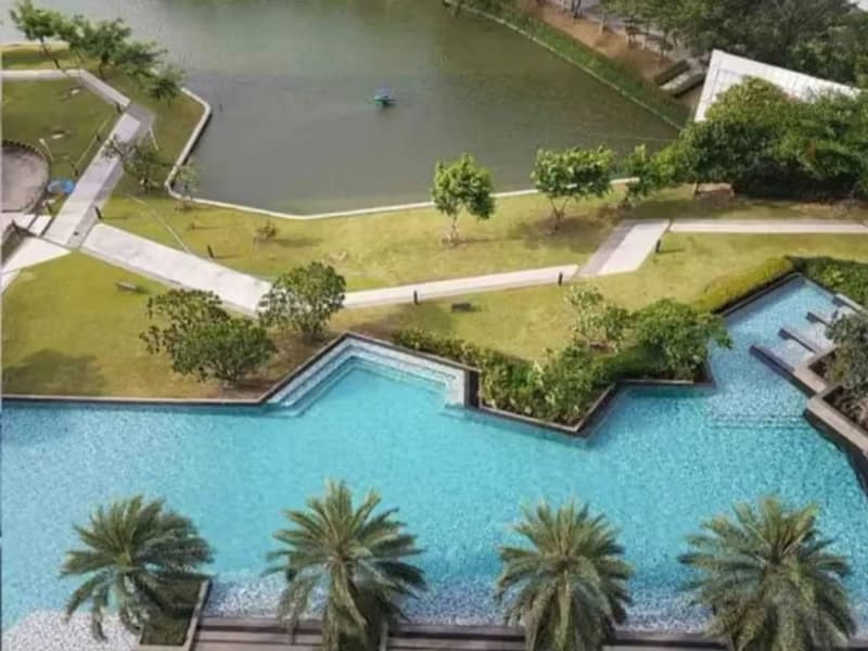 1 Bedroom Condo