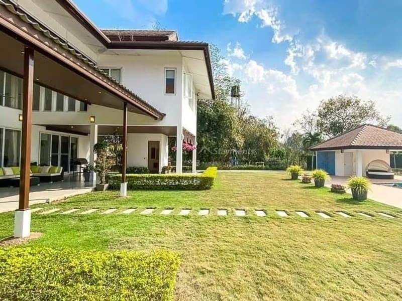 Outstanding Luxury Estate For Sale In Mae Rim