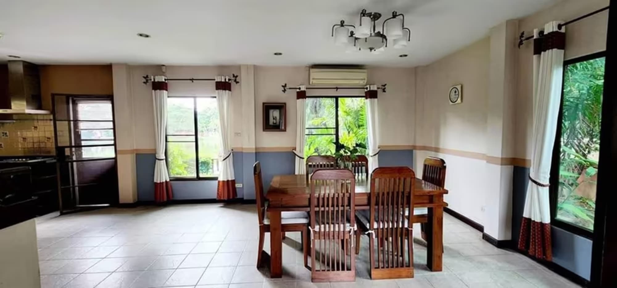 3 Bedroom House - Image 9