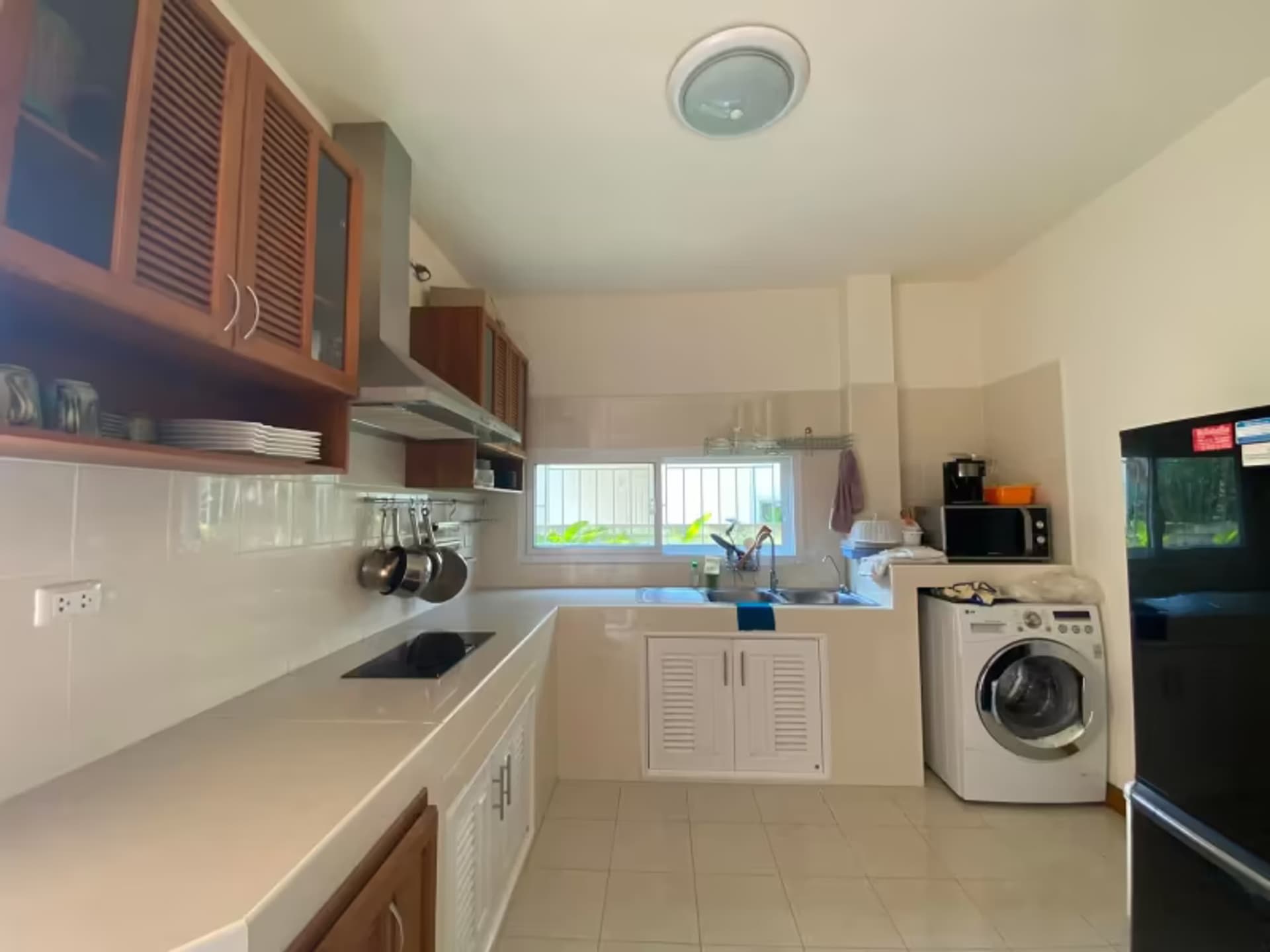 3 Bedroom House - Image 13