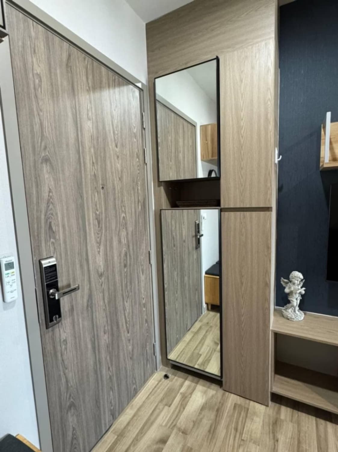 1 Bed Condo for Sale  Near Bearing BTS - Image 11