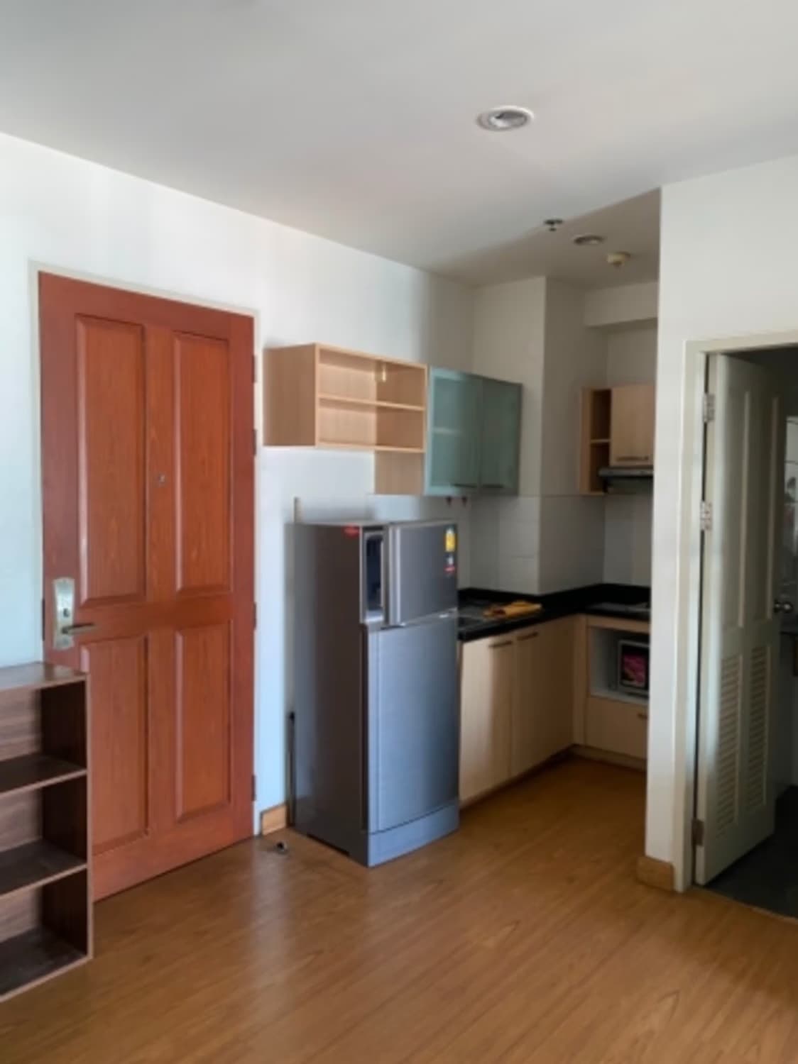 1 Bed Condo for Rent in Ratchathewi - Image 3