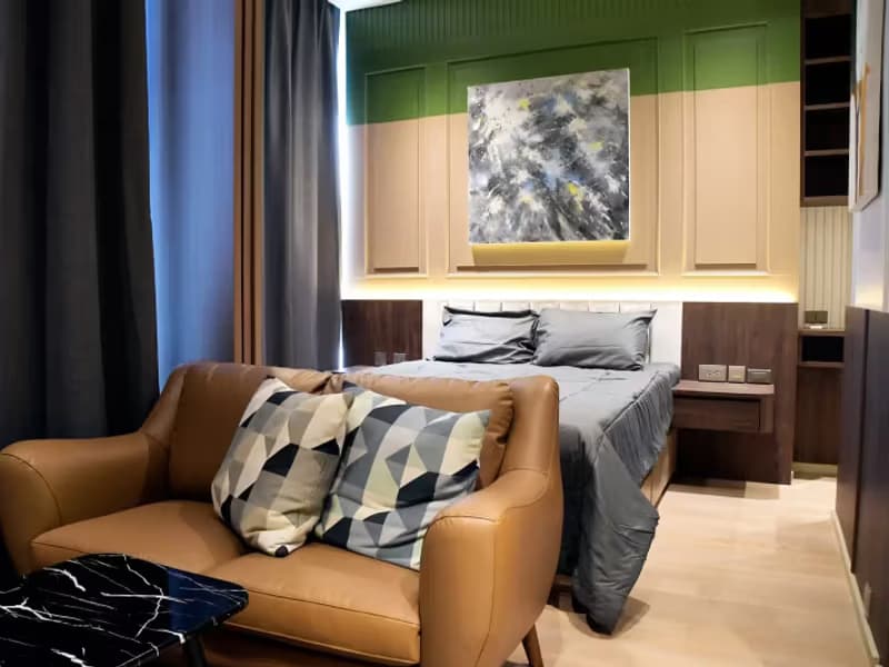 1 Bedroom Condo