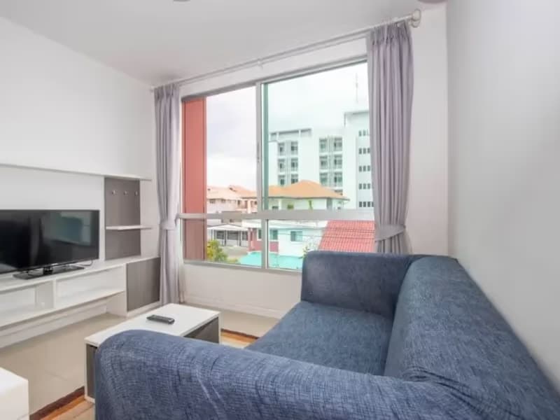 1 Bedroom Condo