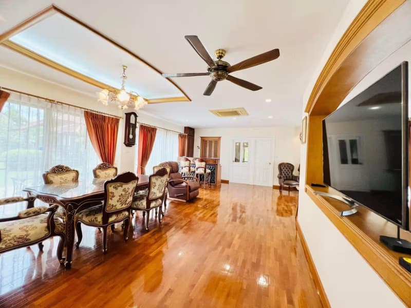 4 Bed House for Sale in Mueang Chiang Mai