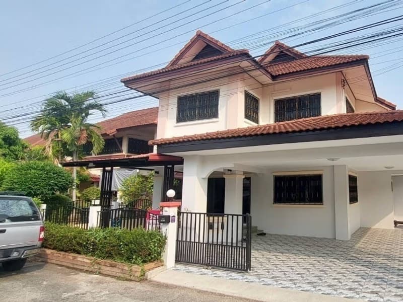 5 Bed House for Sale in San Sai