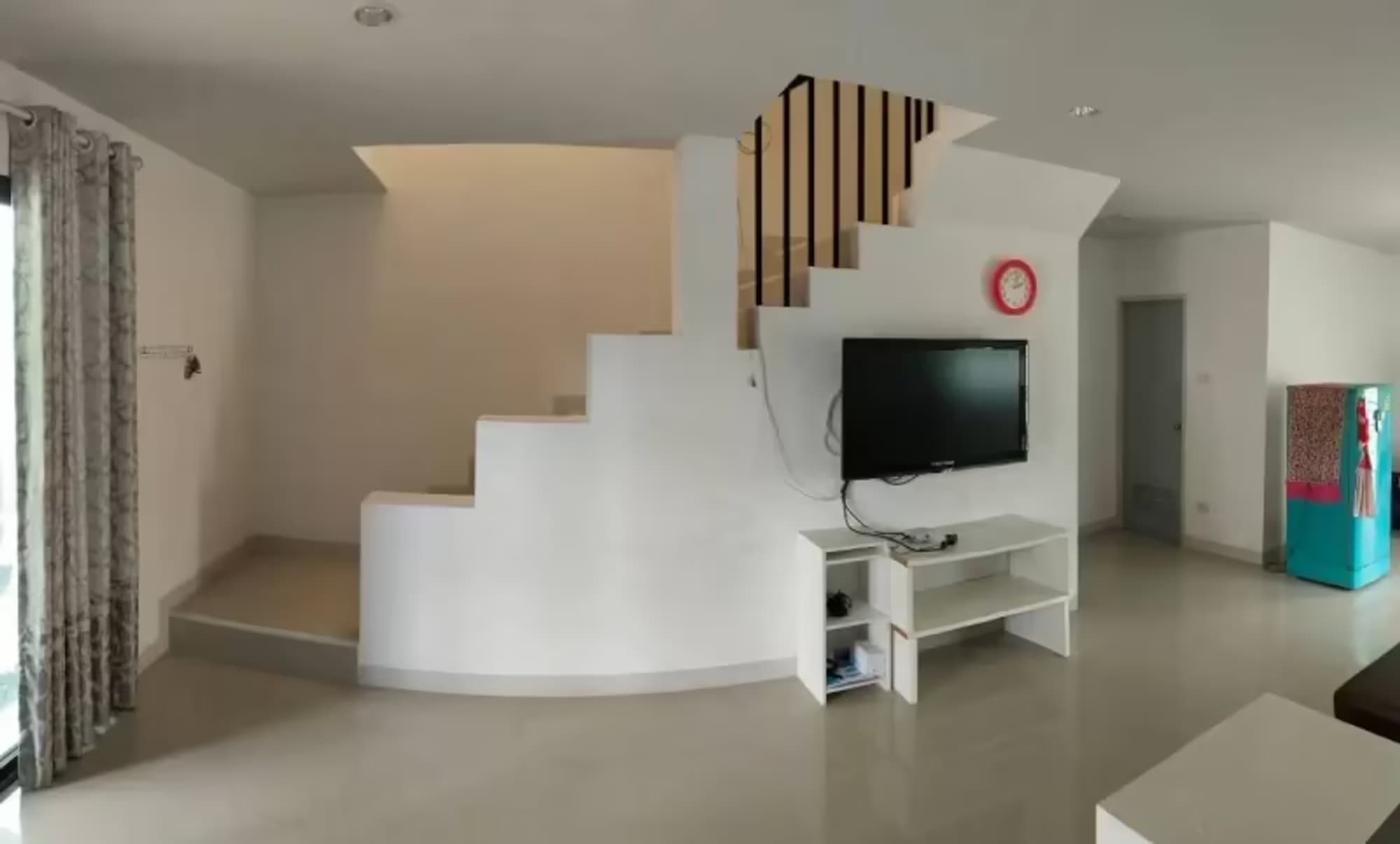2 Bedroom House - Image 10