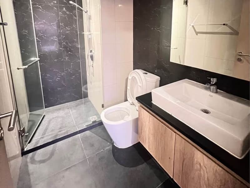 1 Bed Condo for Sale  Near Bang Chak BTS