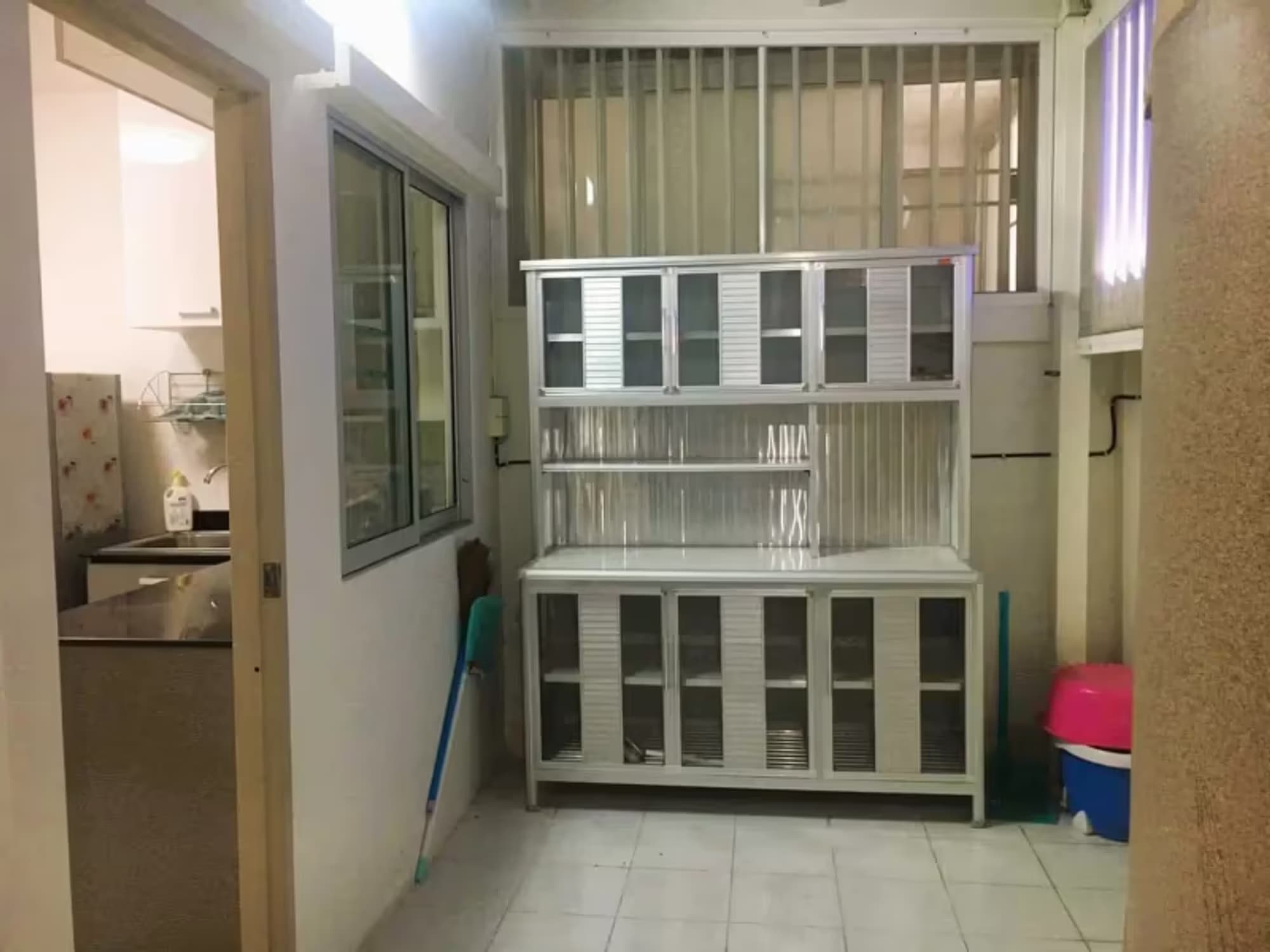 2 Bedroom House - Image 5