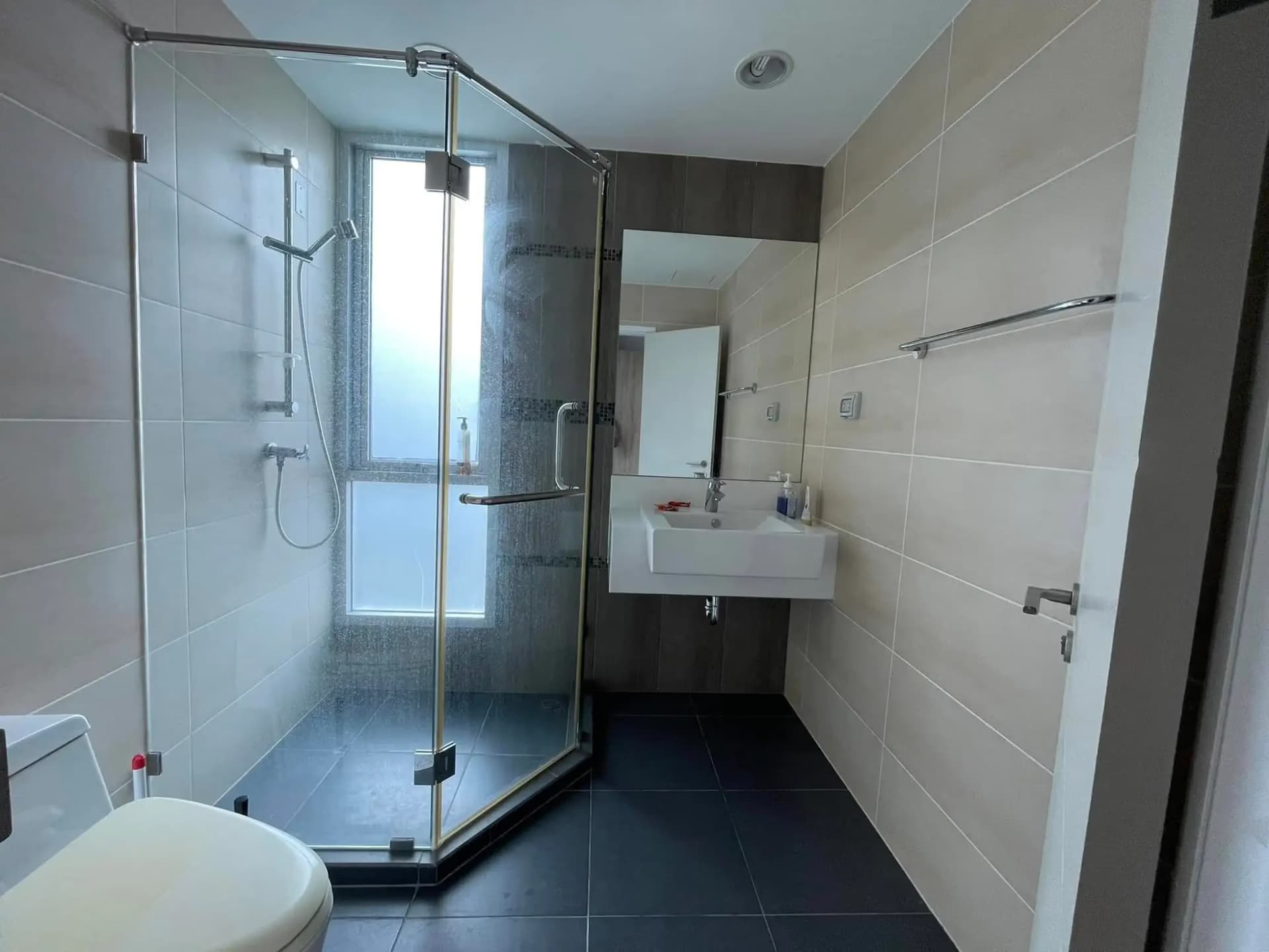 3 Bedroom Condo - Image 6