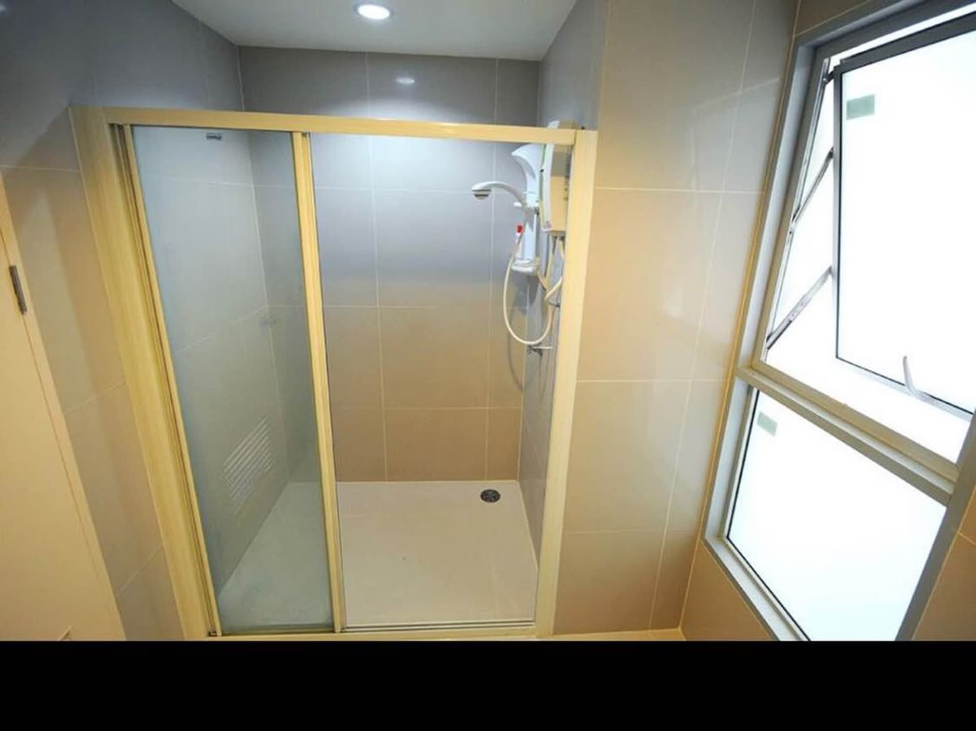 2 ห้องนอน undefined สำหรับ ขาย ใกล้ Udom Suk BTS - Image 16