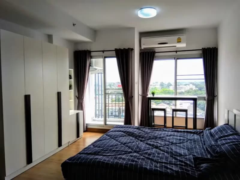 1 Bedroom Condo