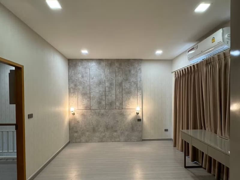 2 Bed Townhouse for Sale in Lat Krabang