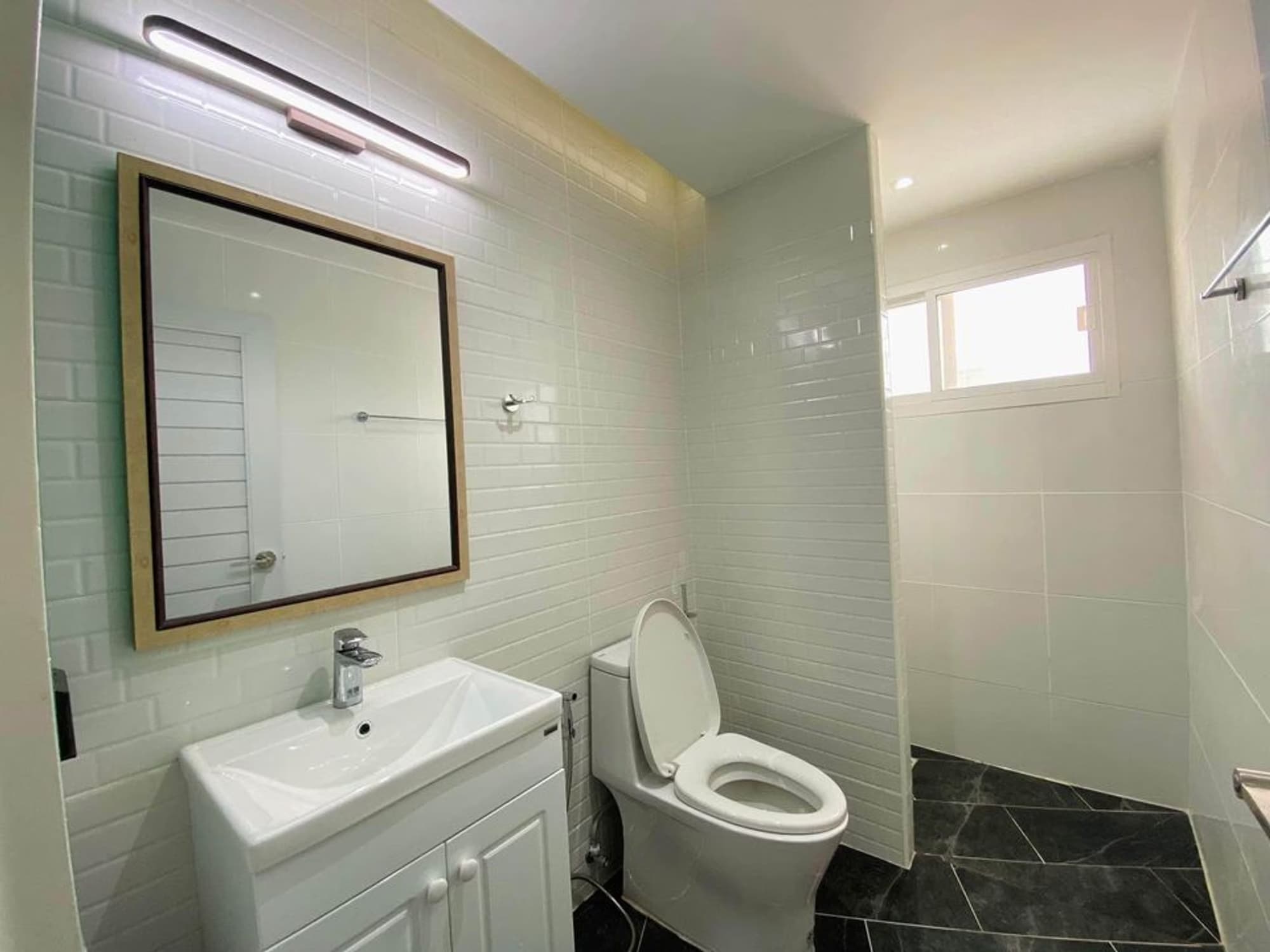 5 Bed House for Rent in Mueang Chiang Mai - Image 15