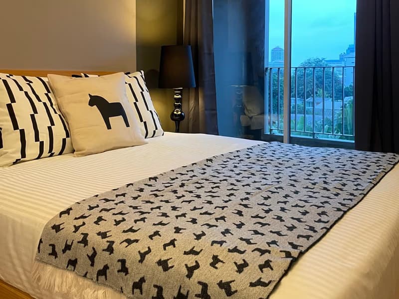 Condo for Rent, Sale at The Seed Musee