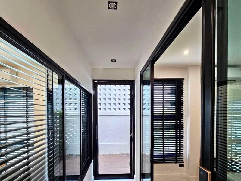 3 Bed Townhouse for Rent in San Sai