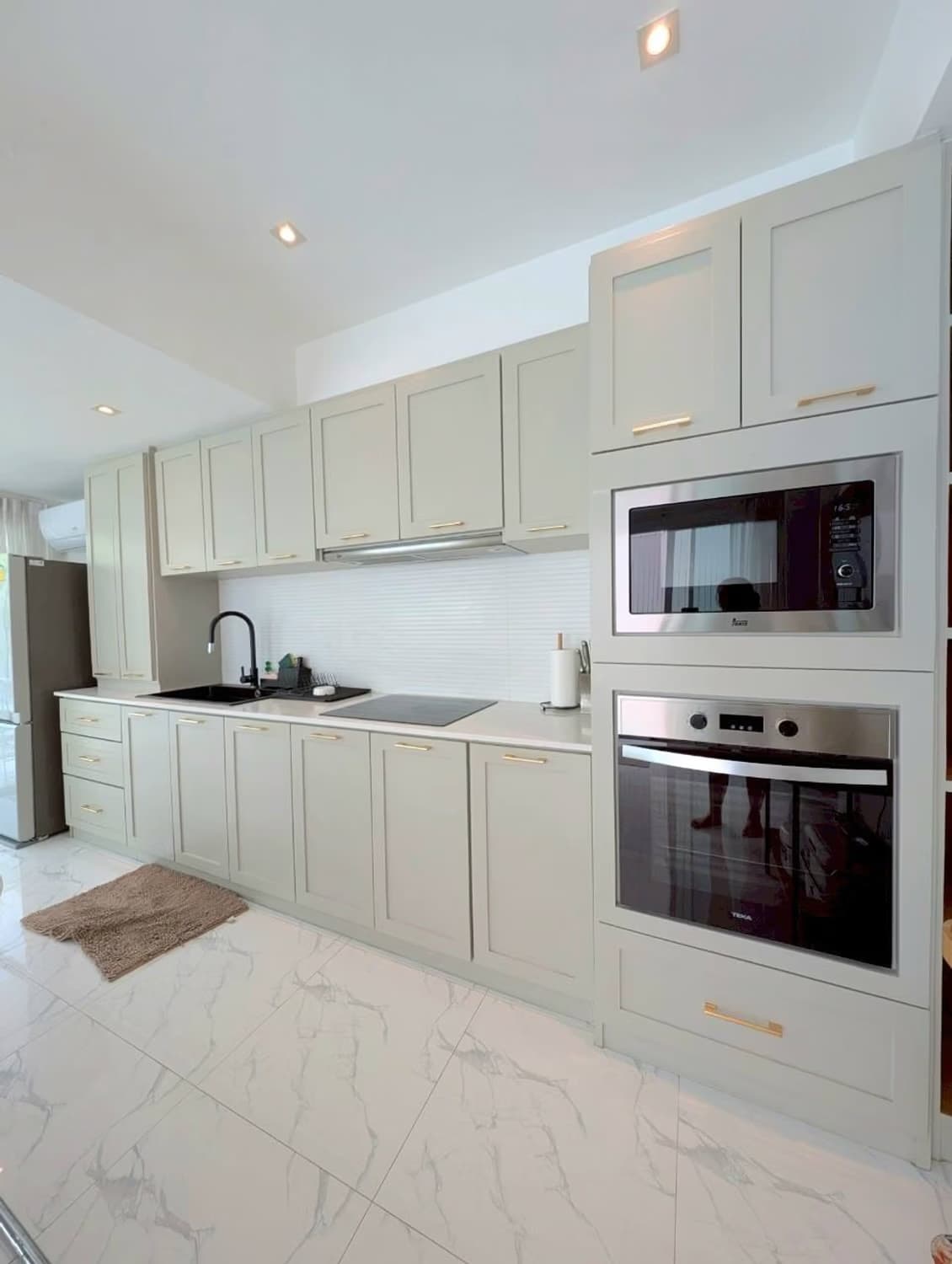 4 Bed Townhouse for Rent and Sale in San Sai District - Image 6