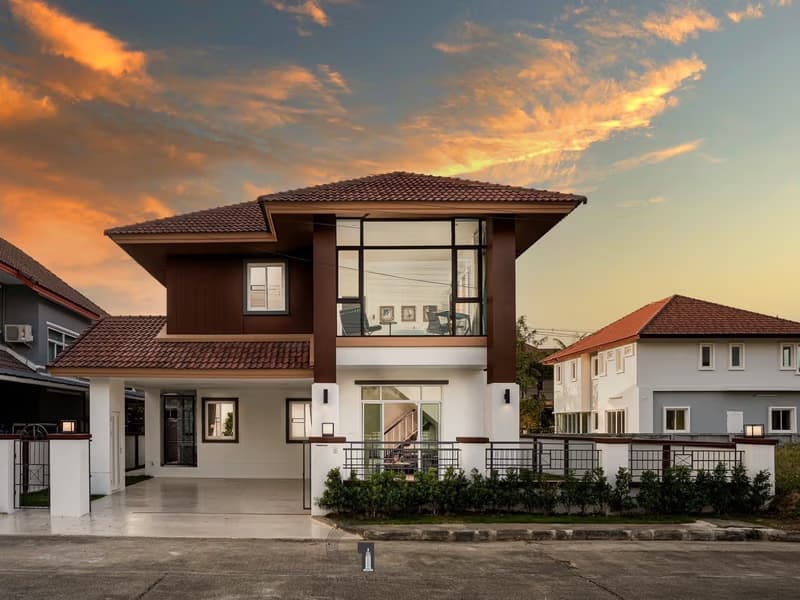 4 Bed House for Rent in Saraphi