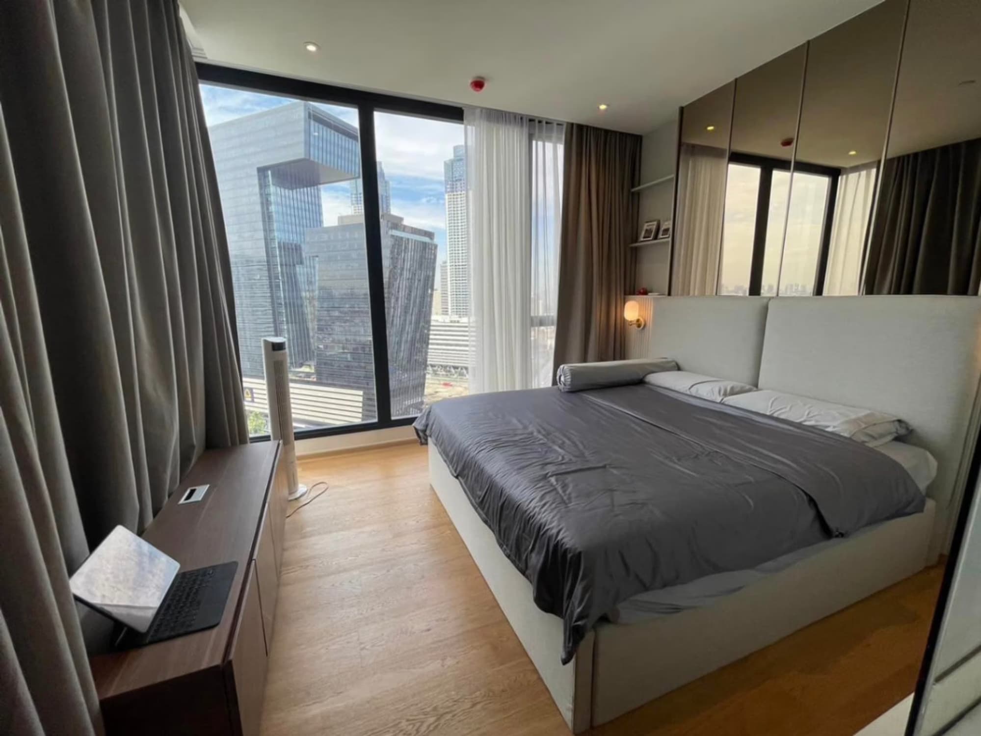 2 Bed Condo for Rent  Near Phra Ram 9 MRT - Image 14