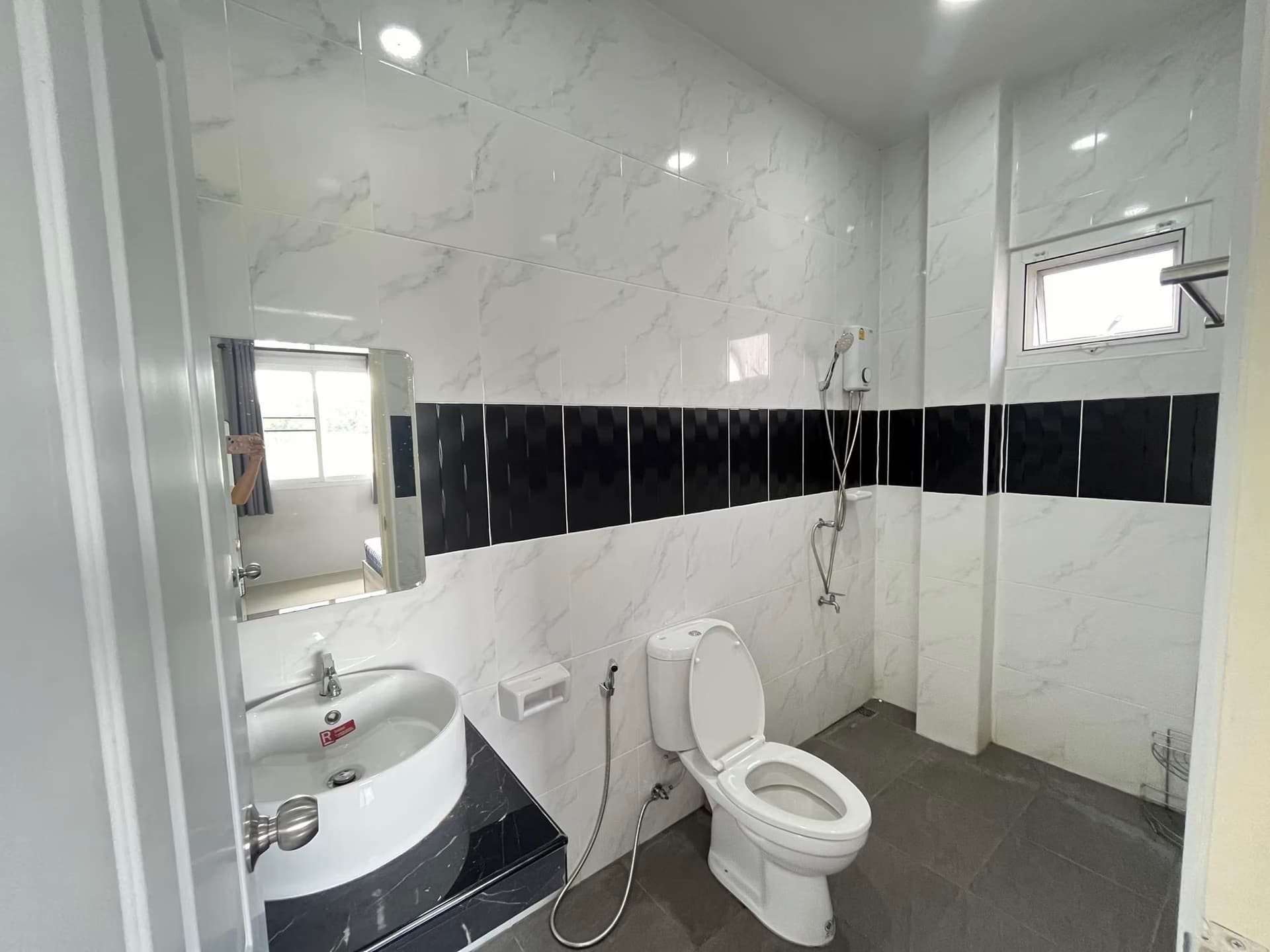 3 Bed House for Rent in Doi Saket - Image 9