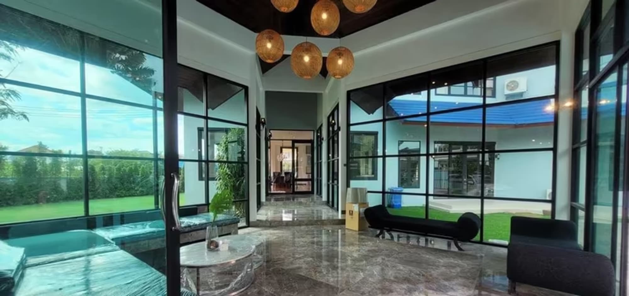 House for Rent in Phra Khanong. - Image 2