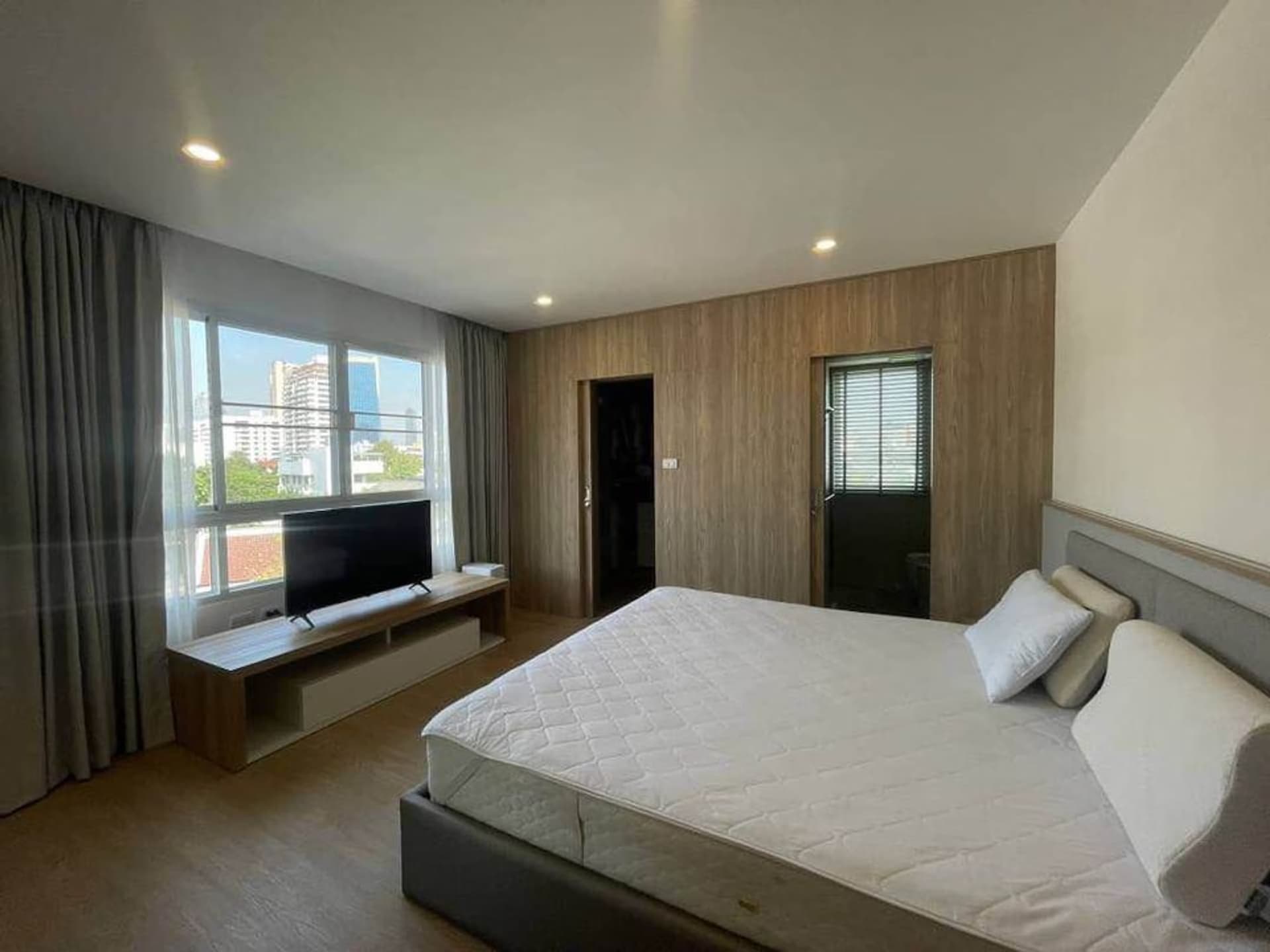 3 ห้องนอน คอนโด สำหรับ ขาย ใน สาทร - Image 4