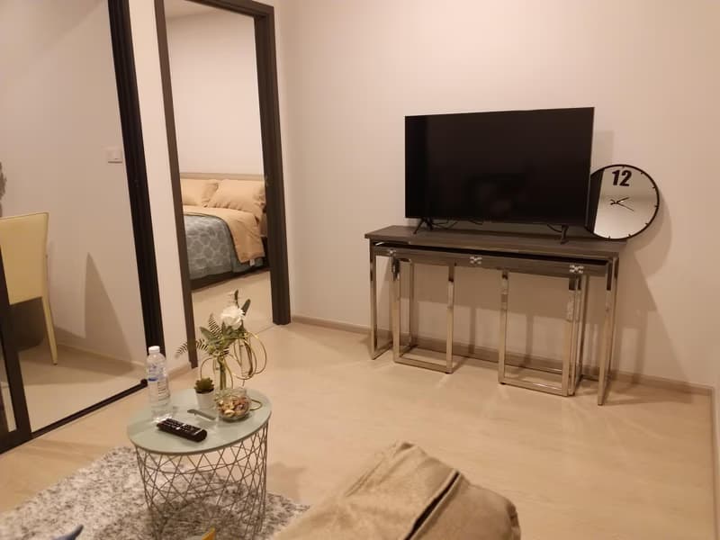1 Bed Condo for Rent  Near Udom Suk BTS