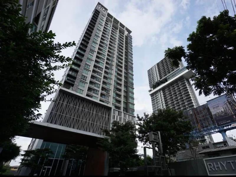 1 Bed Condo for Rent and Sale in Sathon