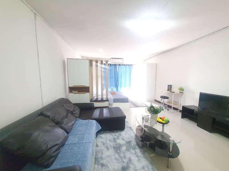 Condo for Rent at Lanna Condo