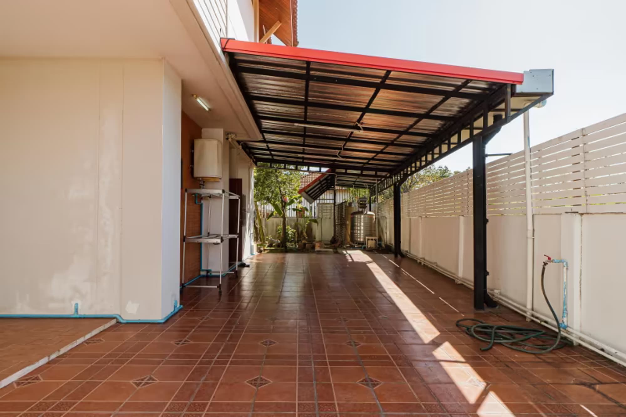 3 Bedroom House - Image 32