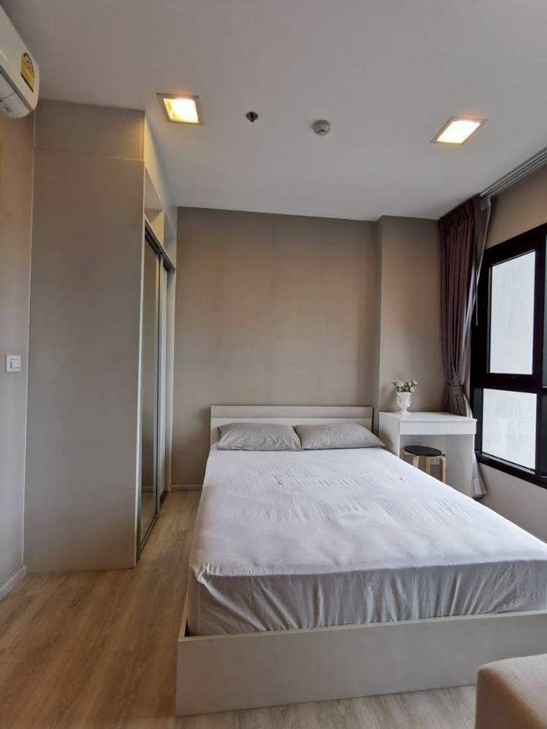1 卧室 公寓 用于 出售 在 Huai Khwang - Image 5