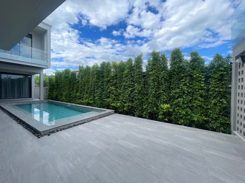 4 Bed House for Sale in San Kamphaeng District