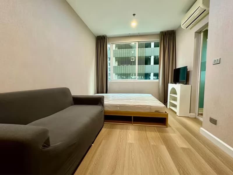 Condo for Rent at The Sky Sukhumvit - Udomsuk Station