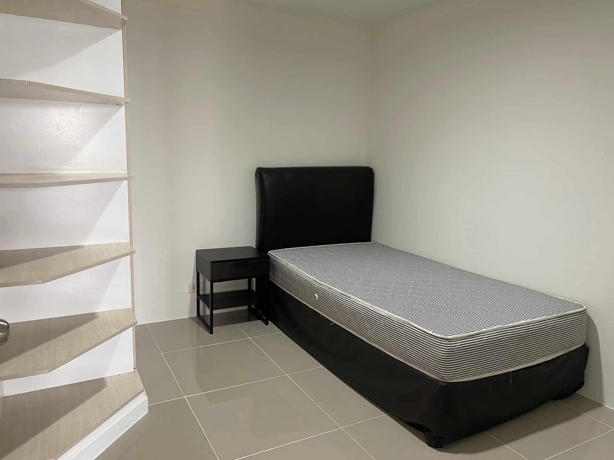 Condo for Rent at The Waterford Diamond SuKhumvit 30/1 Condominium - Image 6