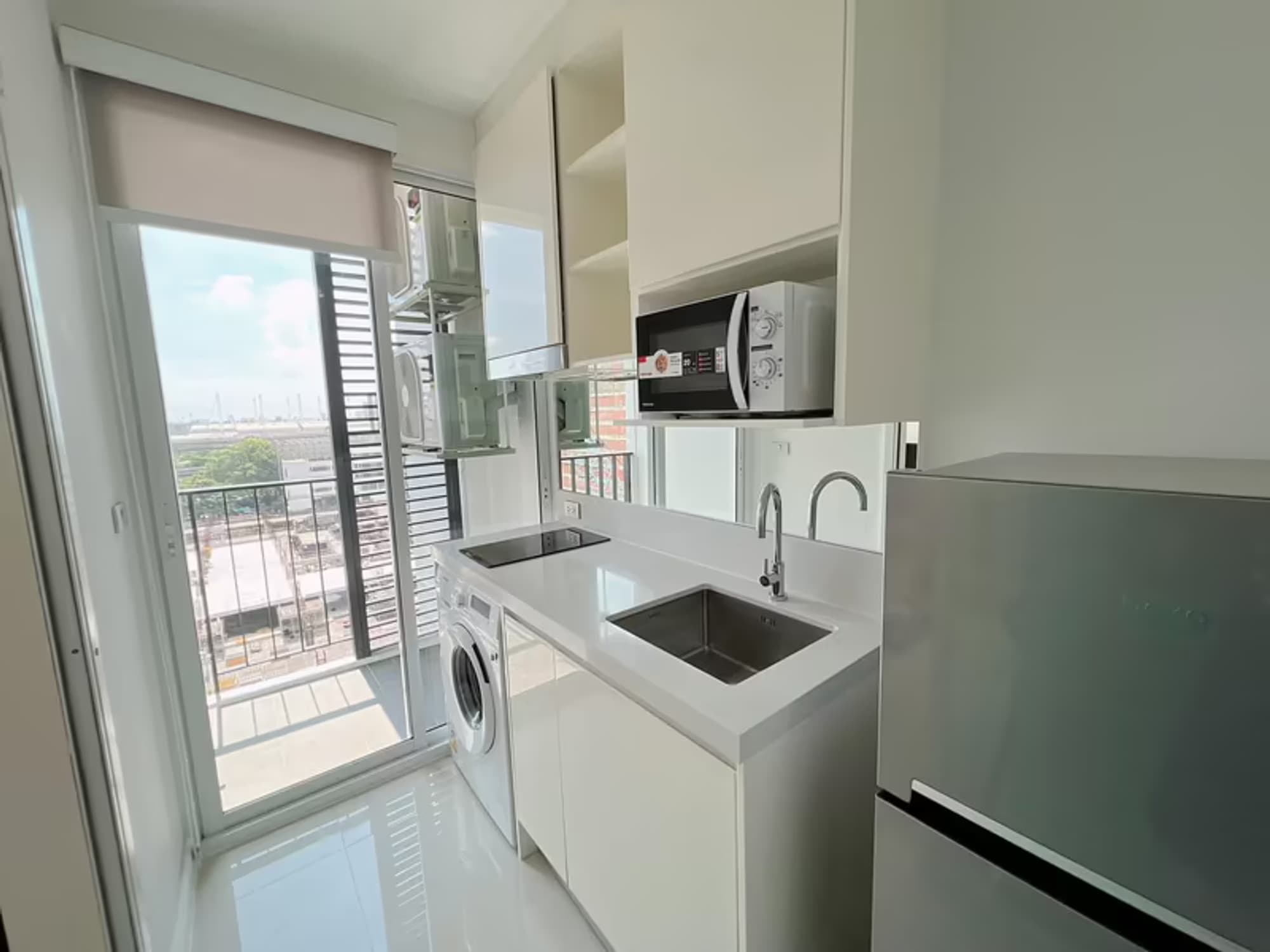Condo for Rent at The Sky Sukhumvit - Udomsuk Station - Image 2