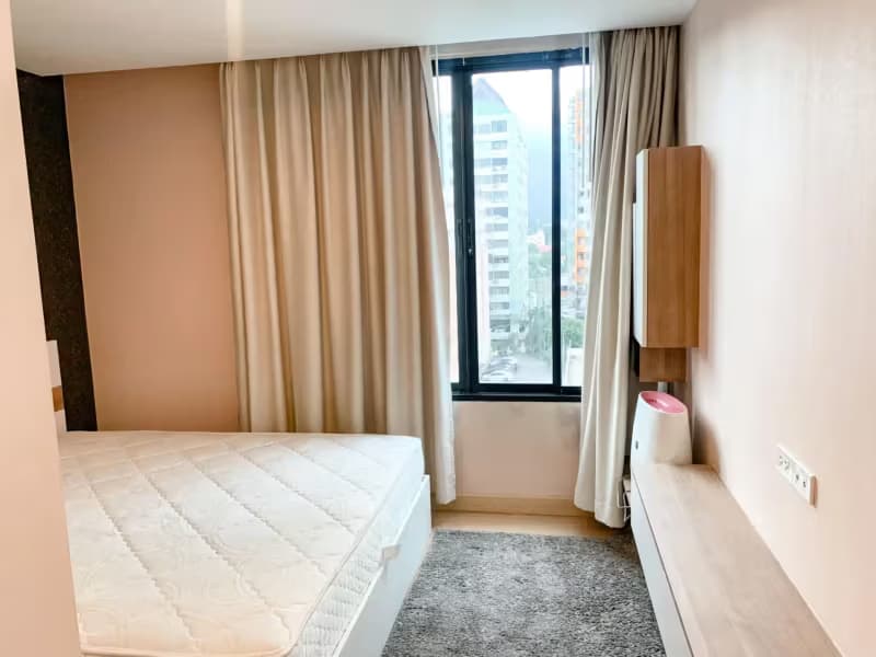1 Bedroom Condo