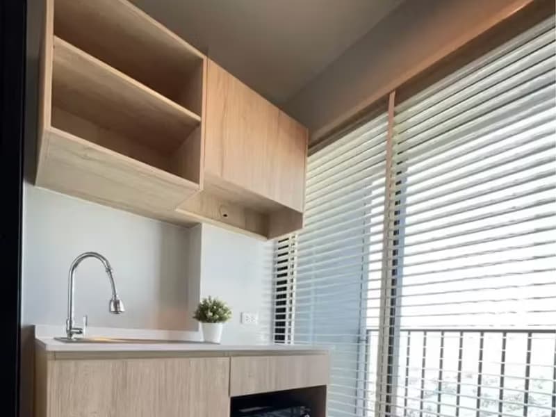 1 Bedroom Condo