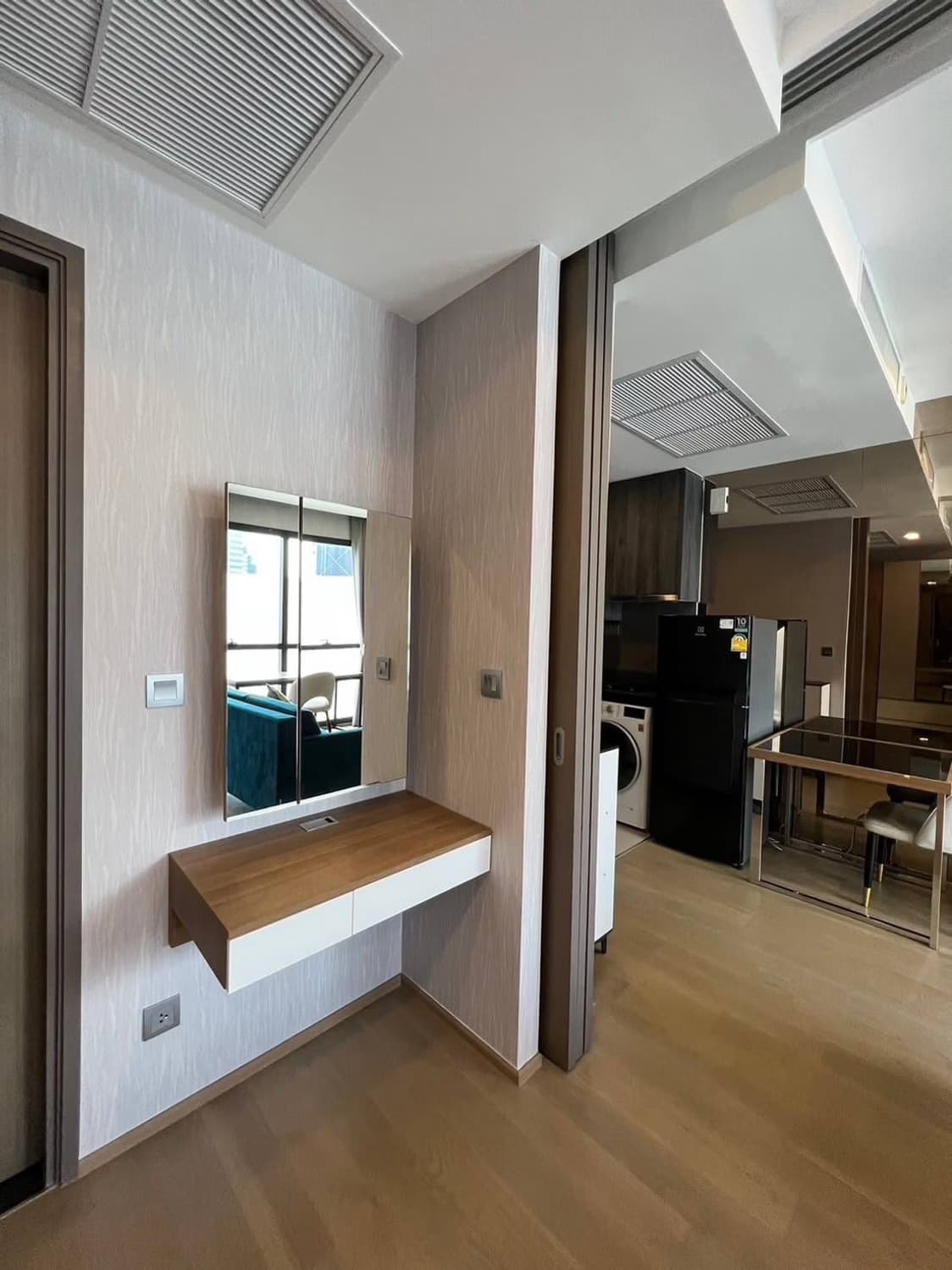 1 Bed Condo for Rent in Bang Rak - Image 7