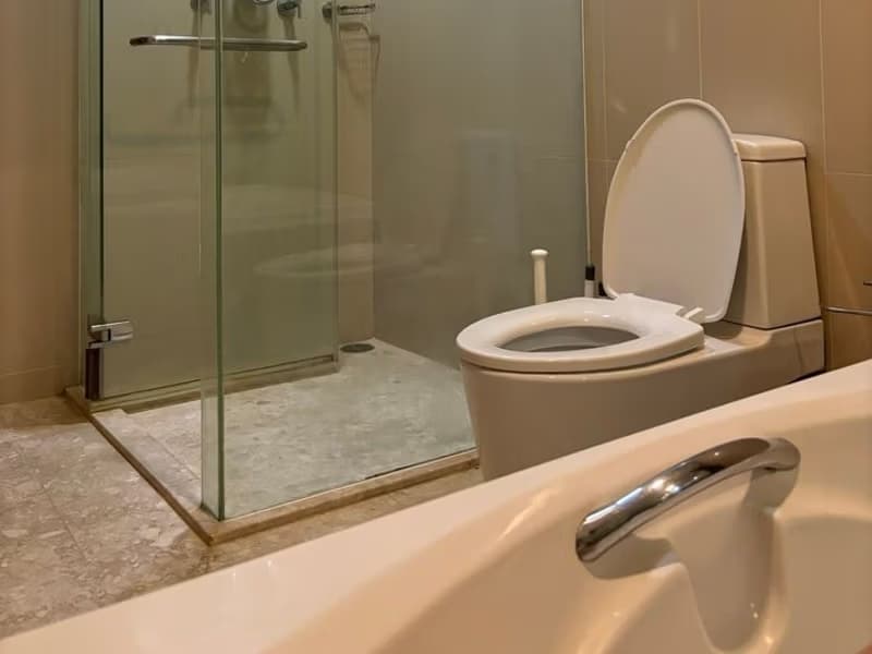 2 Bed Condo for Rent in Khlong Toei