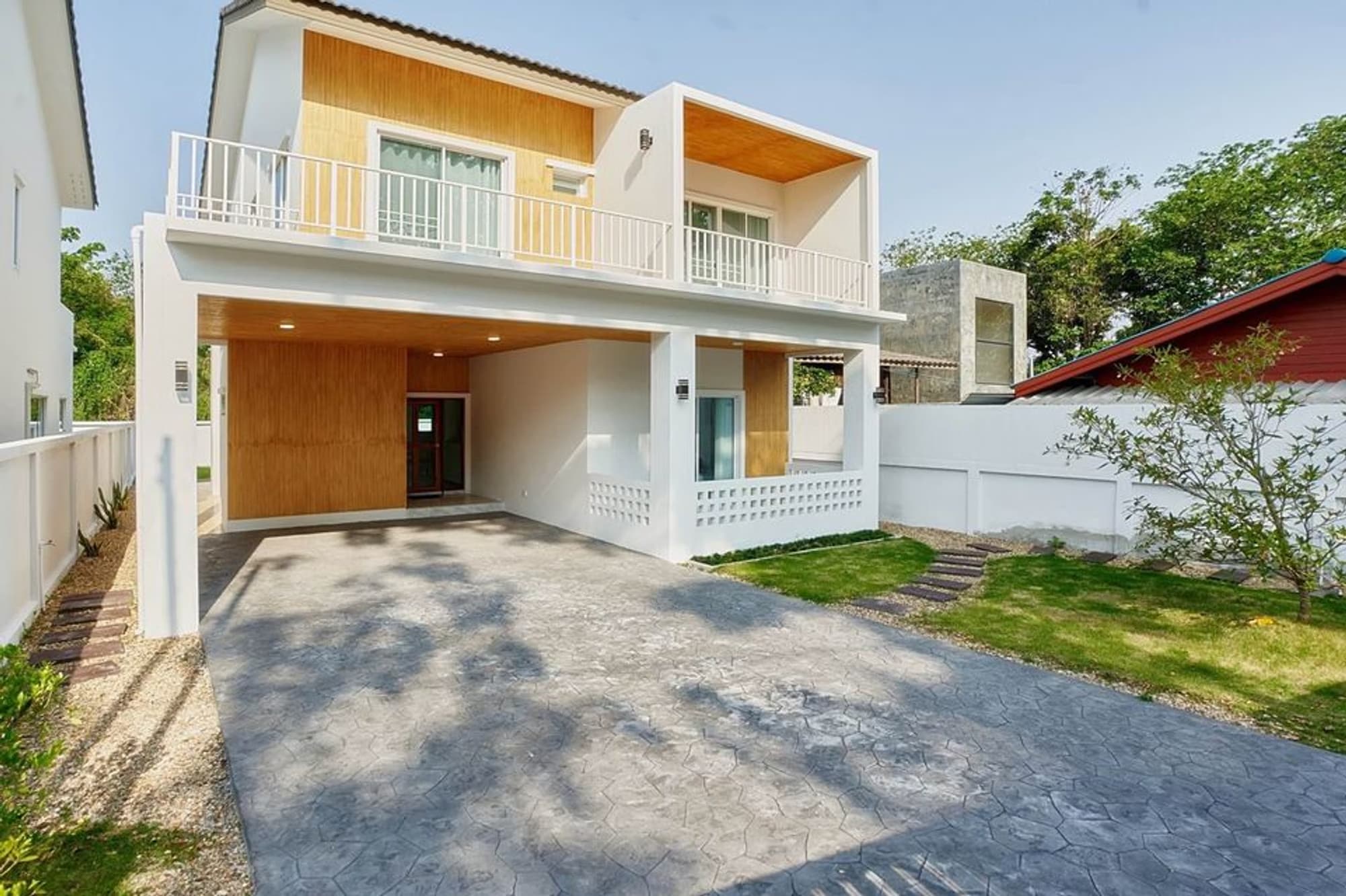 House for Sale in Mueang Kaeo, Mae Rim. - Image 1